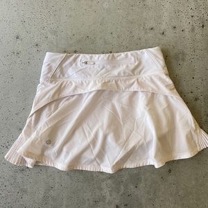 Lululemon Play off the Pleats Skirt 13’